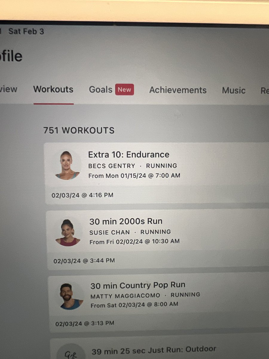 Day 3 #29for29: still no storm but stuck to the tread just in case. 7 mile training run ✅ <a href="/onepeloton/">Peloton</a> <a href="/KarliNola/">Karli Ann</a> <a href="/JoshTheOT/">Dr. Joshua Caiquo</a> <a href="/shanwesterberg1/">Shannon</a>