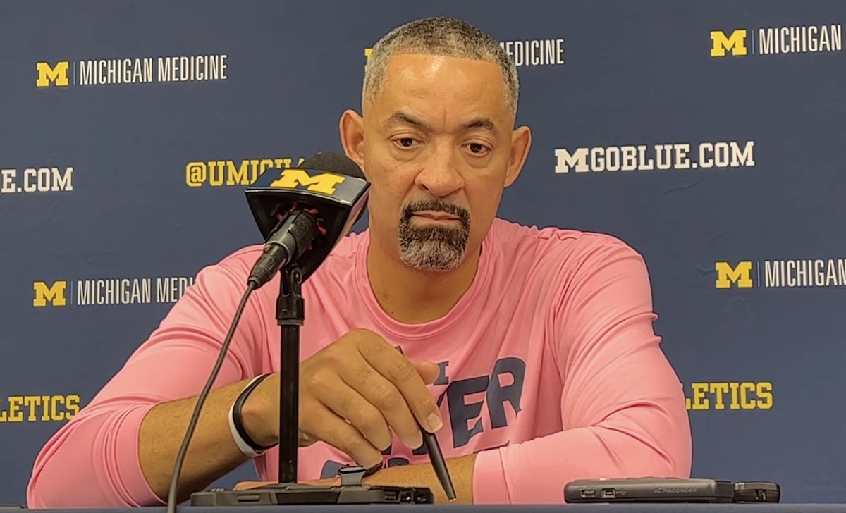anthonytbroome's tweet photo. Juwan Howard questioned Michigan's buy-in and pride after a rock-bottom loss to Rutgers on Saturday afternoon:

'The second year we went to the Elite Eight. Then the third year, that team went to the Sweet 16.

'The shit works. It does.'

STORY: https://t.co/70M3xAr6ag https://t.co/No9iqVrwf6
