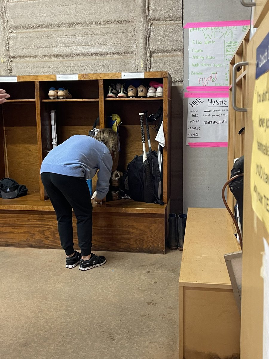 Huge Thank You to the parents for coming out and making the Field Work Day such a success!! We are lucky to have such a great group!! #❤️🚾🥎