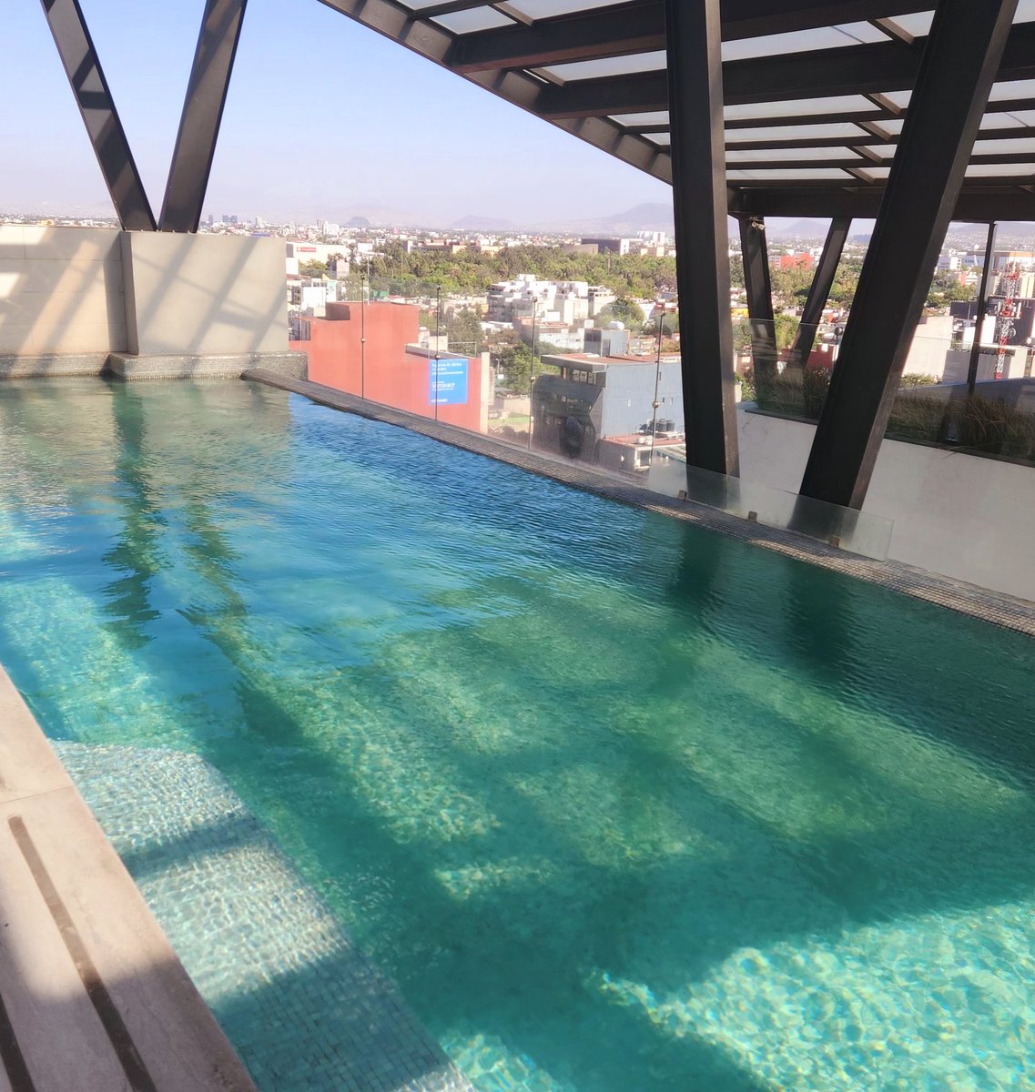 MagdaMarrkefka's tweet photo. można "zazdraszczać", można hejtować 😜😎🌞🌵
#Meksyk #MexicoCity #Mexico #FerieZimowe #basen #swimmingpool #opalanie #sunbathing #broncearse #piscina https://t.co/CZ9RMipZdQ