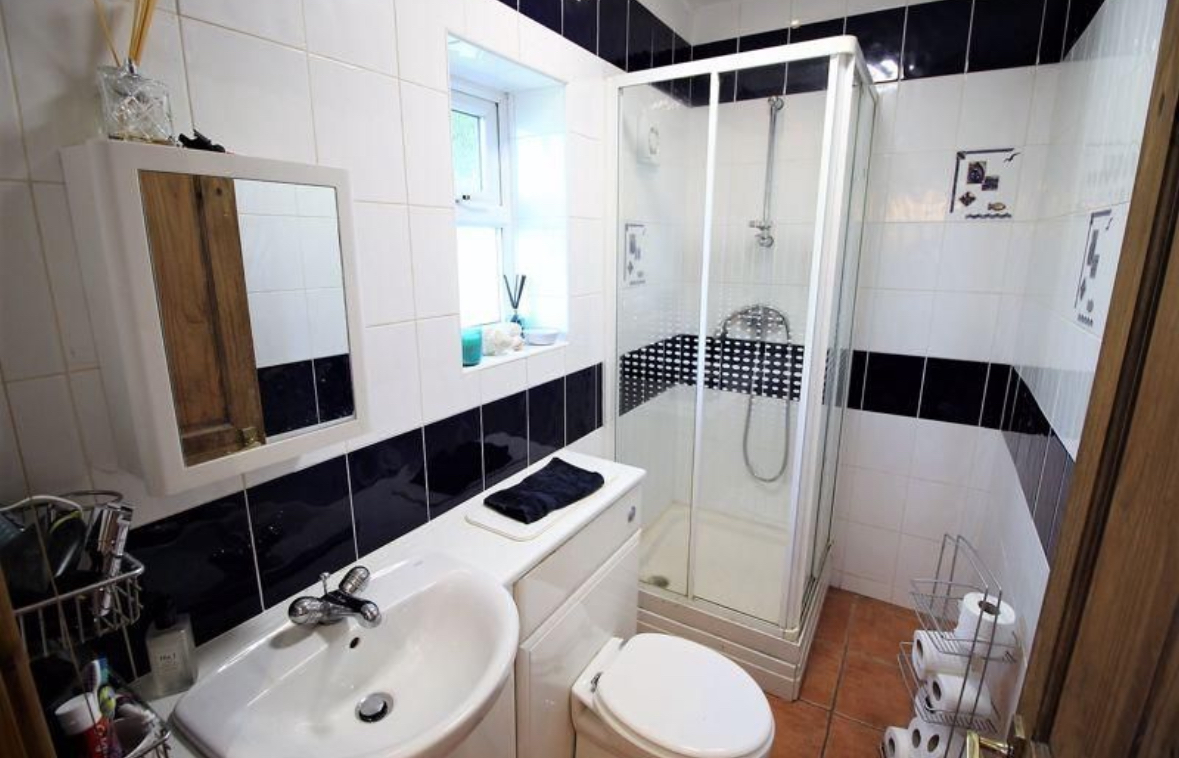 Showdigs - Your home on-tour, on-line tweet media