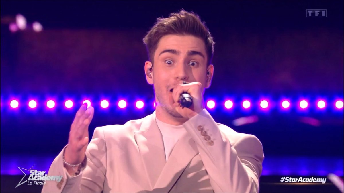 starReactt's tweet photo. MMDDRR les réactions me FUMENT #StarAcademy https://t.co/3DIQmXPUj9