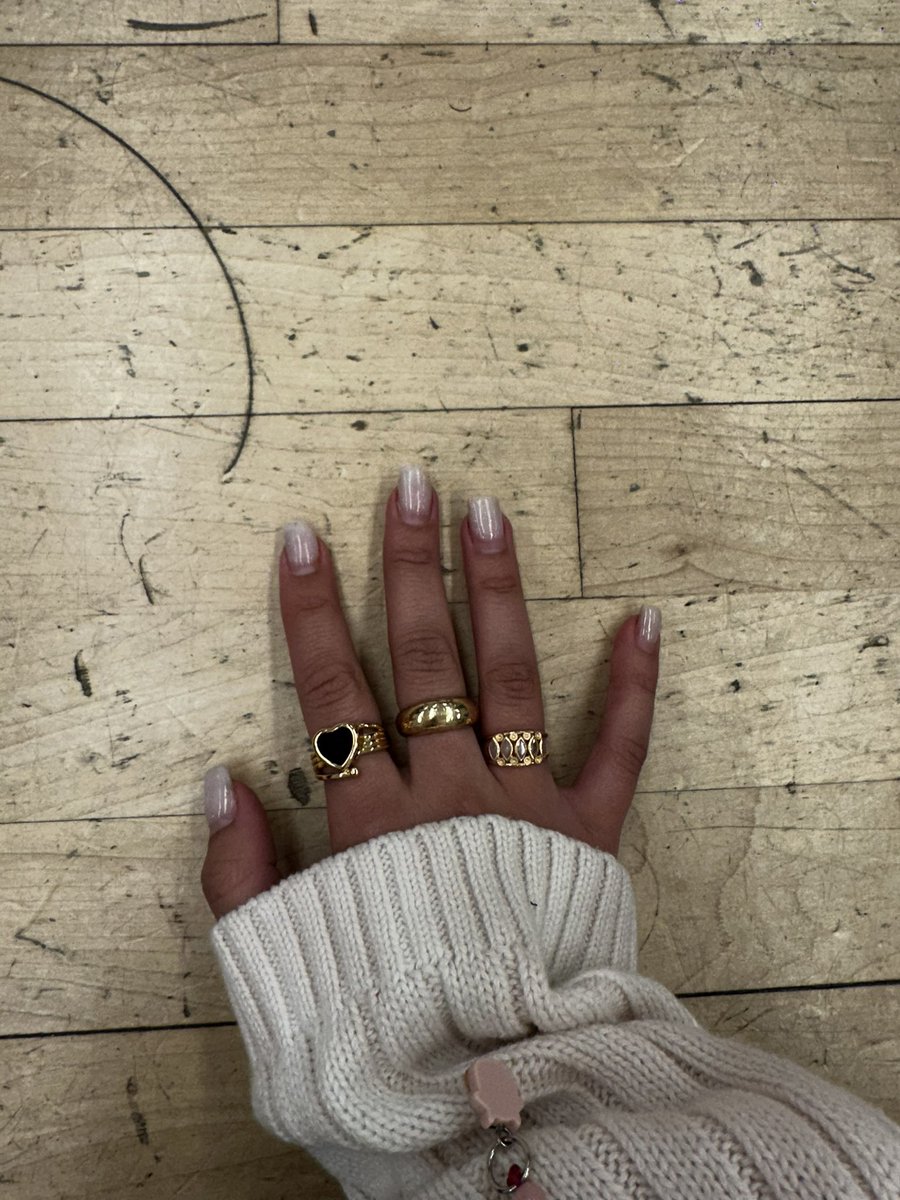 asap__sg's tweet photo. Need a piggy to send me money for nails asap 
Femdom Findom #paypig https://t.co/i39IIU8Hfz