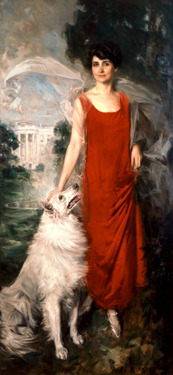 It’s #NationalWearRedDay. In 1924, H.C. Christy’s portrait of Grace Coolidge was unveiled. Christy wanted a “patriotic” theme with the #FLOTUS’s red dress, the white of collie “Rob Roy” and the blue of the sky. 1/2 @WhiteHouseHstry