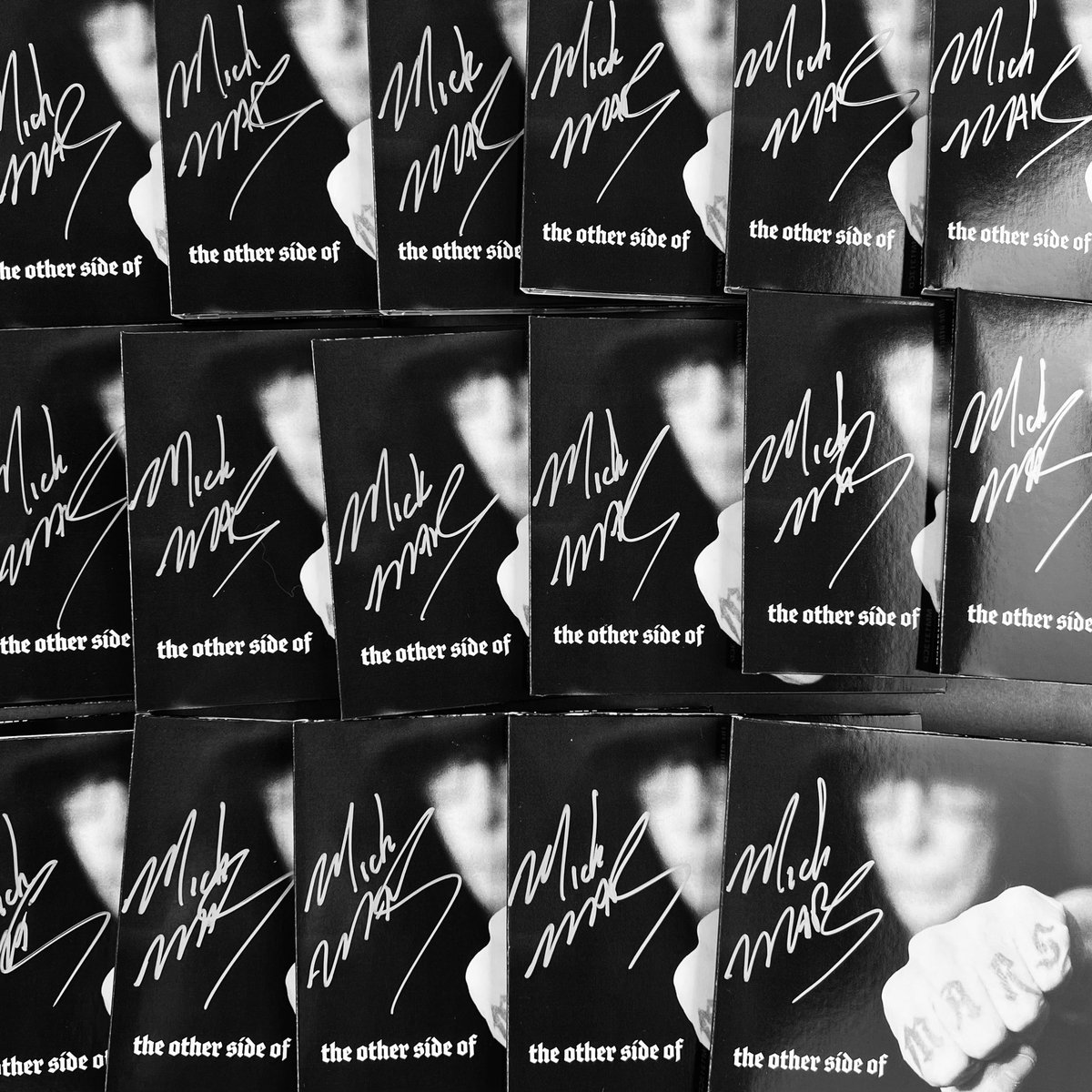 Signing CDs today! Thank you so much for your preorders👽
