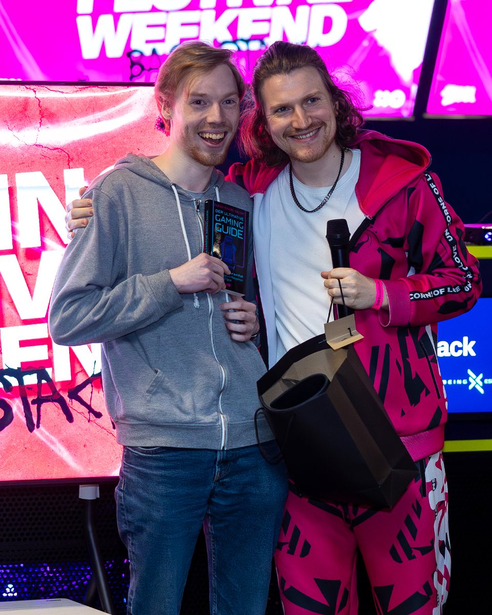 BaseStackDE's tweet photo. 🥉🥈🥇 für BaseStack LeagueOfLegends 1v1 Tournament!!! @UnicornsOfLove
#basestack #gaming #esports #uol #unicornsoflove #lol #leagueoflegends https://t.co/I0w46b9p6x
