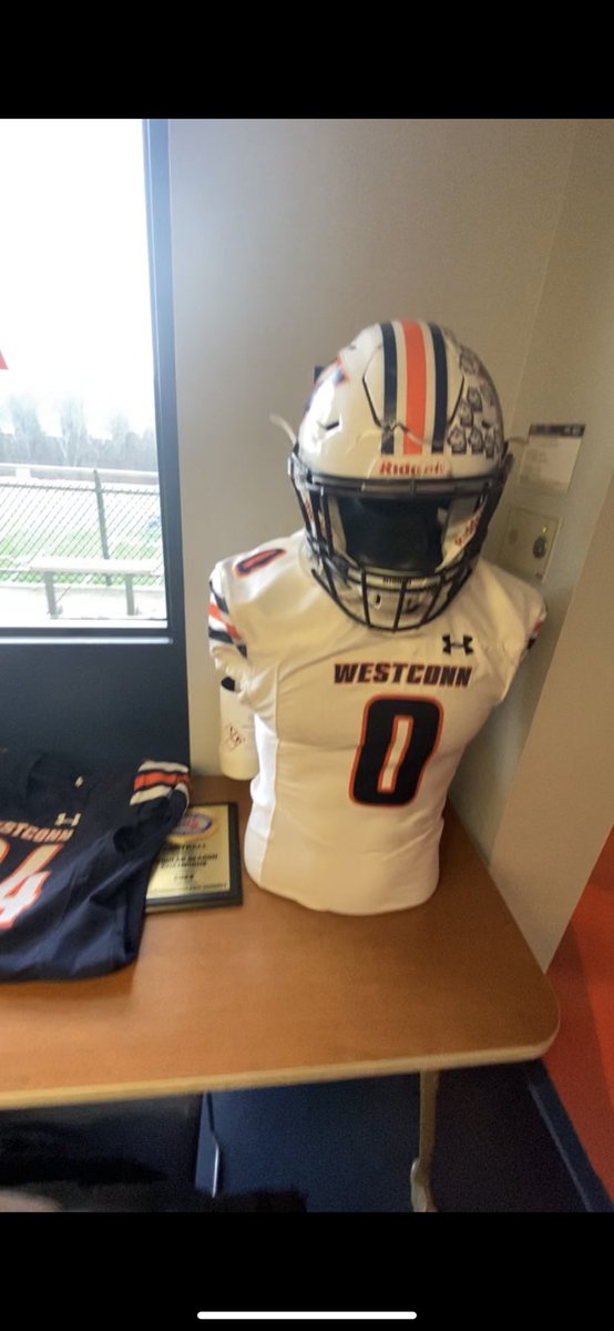 Jaede55's tweet photo. Thank you @WestConnFB for the amazing visit!! 
@CoachLoth @kjonesNFL @CoachCrowley1 https://t.co/ORaTYaDQQ6