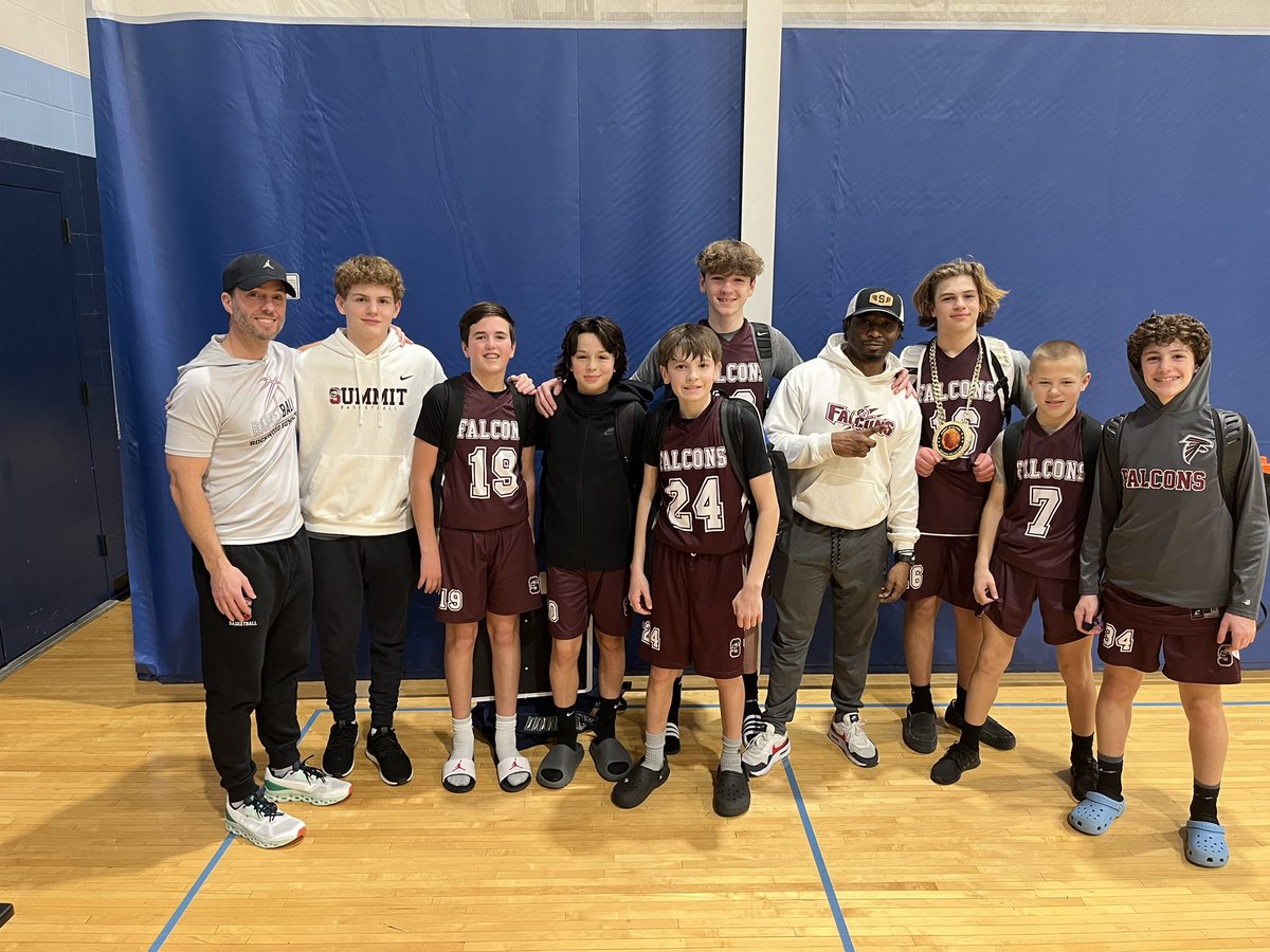 mwyatt024's tweet photo. Proud of this group today as they got beat up physically and battled hard. 1 point loss but still learning together as a group. Awesome for coach Dillard to show up &amp; support his football guys. #summitfamily @RSHSsports @RSHS_Football @RSHSFalconHoops https://t.co/GsVewyCh0t