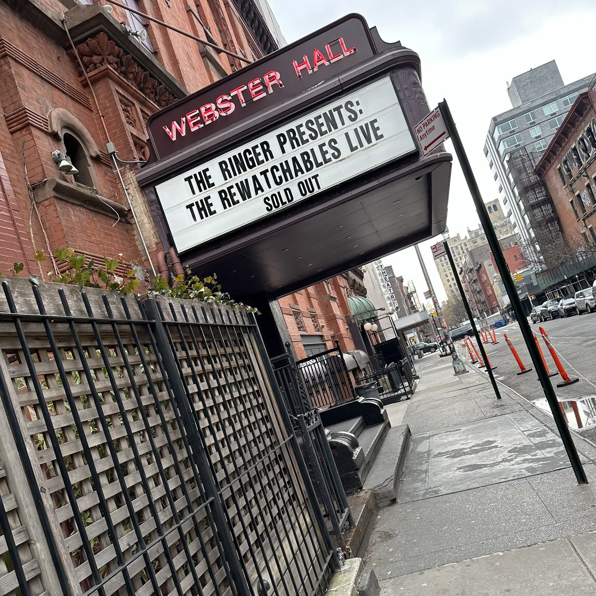 elizpaige's tweet image. Done & dusted. 🫡
Couldn’t be prouder of our whole team behind @TheRewatchables Cold* Weather Tour 2024.
*Moderate Temperature