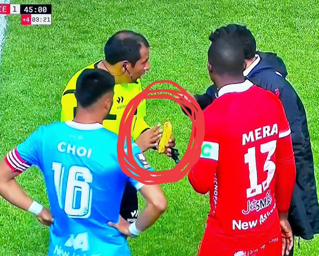 jesusdroficial's tweet photo. La FPF deberá aplicar al Unión Tarma 🏟️ la misma sanción que impuso al Monumental hace 2 años: 10 UIT y el cierre de una tribuna, tras los actos racistas de esta tarde en el ADT vs Cienciano. #RacismoEnElFútbol https://t.co/sErRzlYu6V