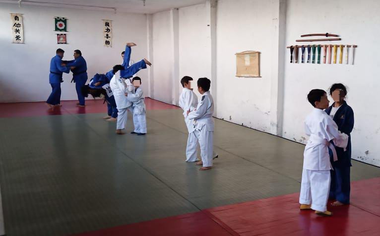 #BuenSabado!  Avanzando con firmeza.

#柔道 #Judo #JudoKids #Puebla #Mexico #Disciplina #Respeto #Deporte #Salud #Educacion #Judoka #JudoAlvernia  #AJEP #CJA #RT #KidsSports #KidsLife #JudoForChildren #JudoClub #JudoMyLife #JudoForPeace #fun #JudoFamily #anygivenday #LoNormal