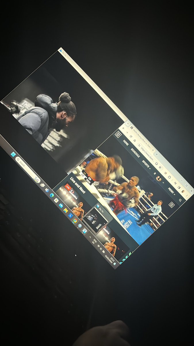 iseultcody's tweet photo. How we roll #multitaking #BennDobson #BuatsiAzeez https://t.co/QEE1BdaIo4