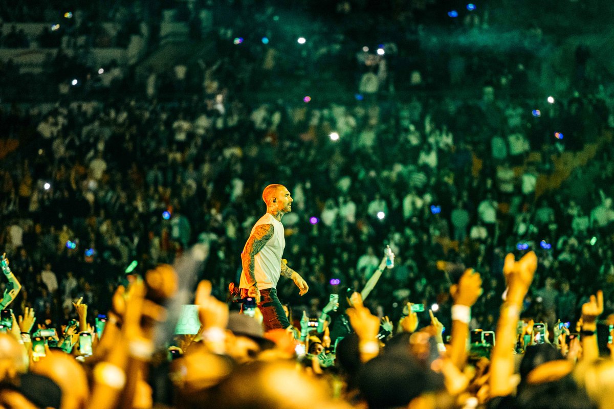 BigConcerts's tweet photo. @maroon5 left a trail of musical magic at @calabashsa_fest! 

The crowd was unmatched, and the FNB Stadium rocked with the sounds of their iconic hits.

This has been an unforgettable night filled with electrifying performances all round, from the SENSATIONAL line up! 

The stage may be empty now, but the core memories created will echo on. 

📷 @roywrench

#CalabashSA #CalabashSouthAfrica #CalabashJHB