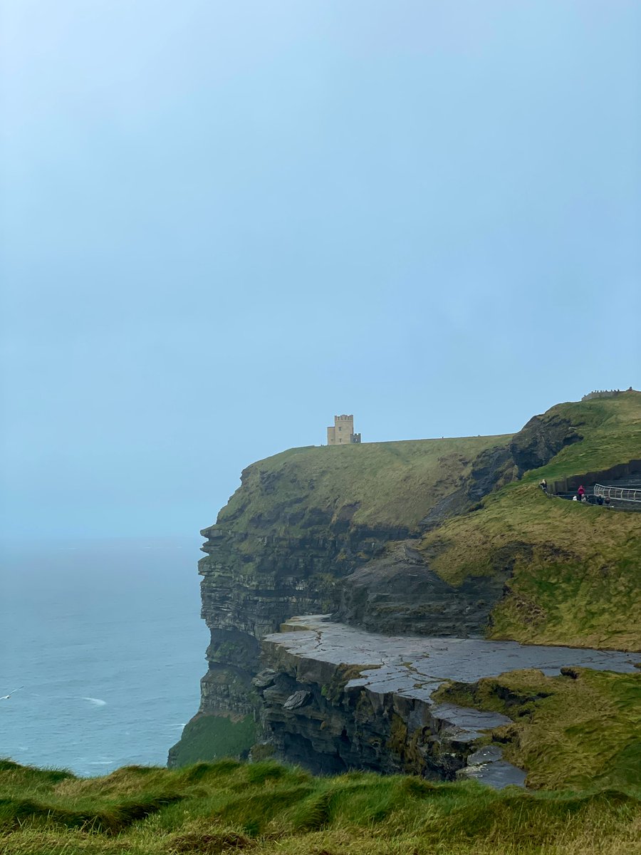 EarlMN's tweet photo. Saturday afternoon views - Cliffs of Moher, Co. Clare, Ireland 🇮🇪 #UNESO #Atlantic #CliffsOfMoher #Ireland https://t.co/oCWCpX3BAW