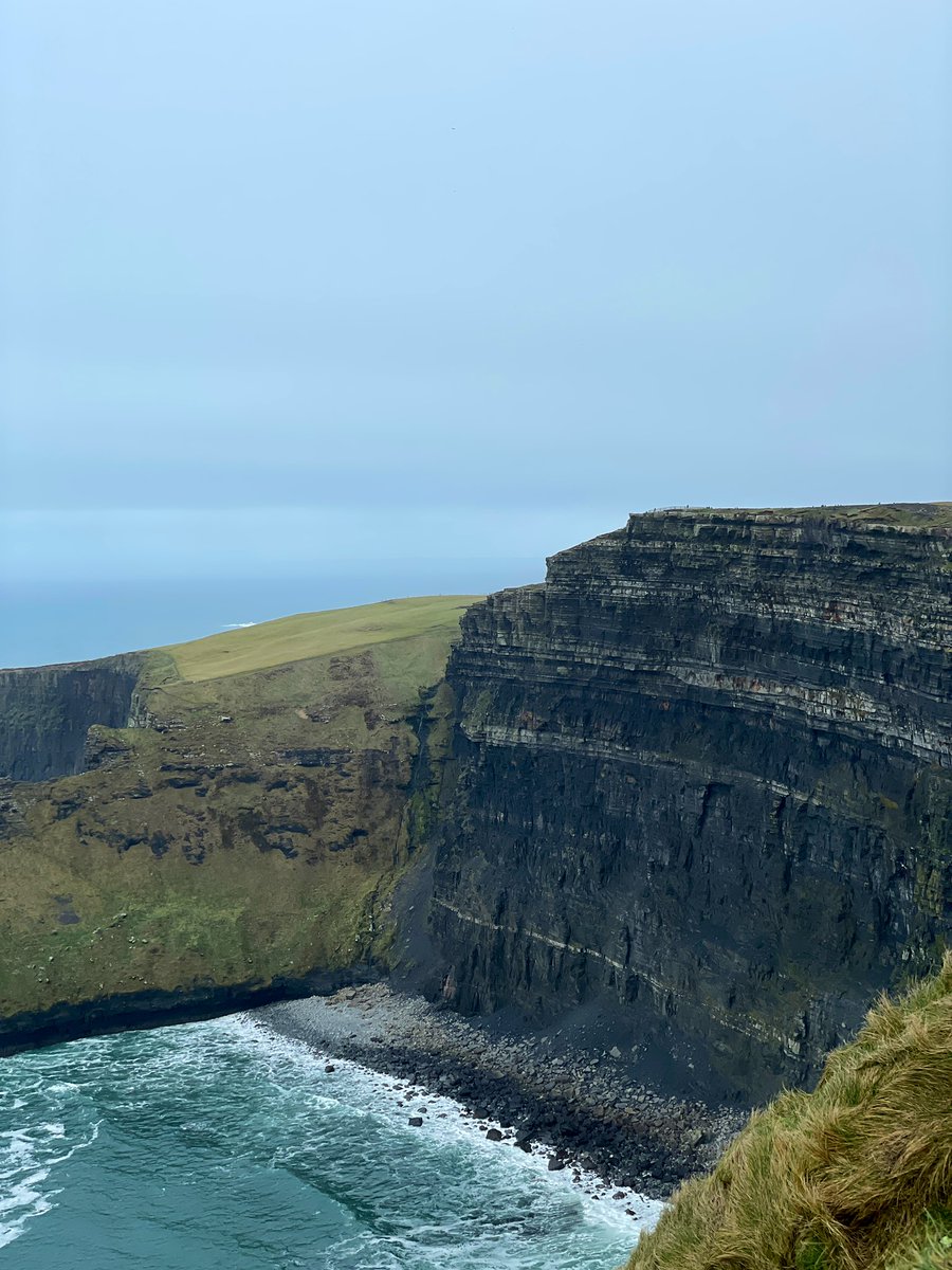 EarlMN's tweet photo. Saturday afternoon views - Cliffs of Moher, Co. Clare, Ireland 🇮🇪 #UNESO #Atlantic #CliffsOfMoher #Ireland https://t.co/oCWCpX3BAW