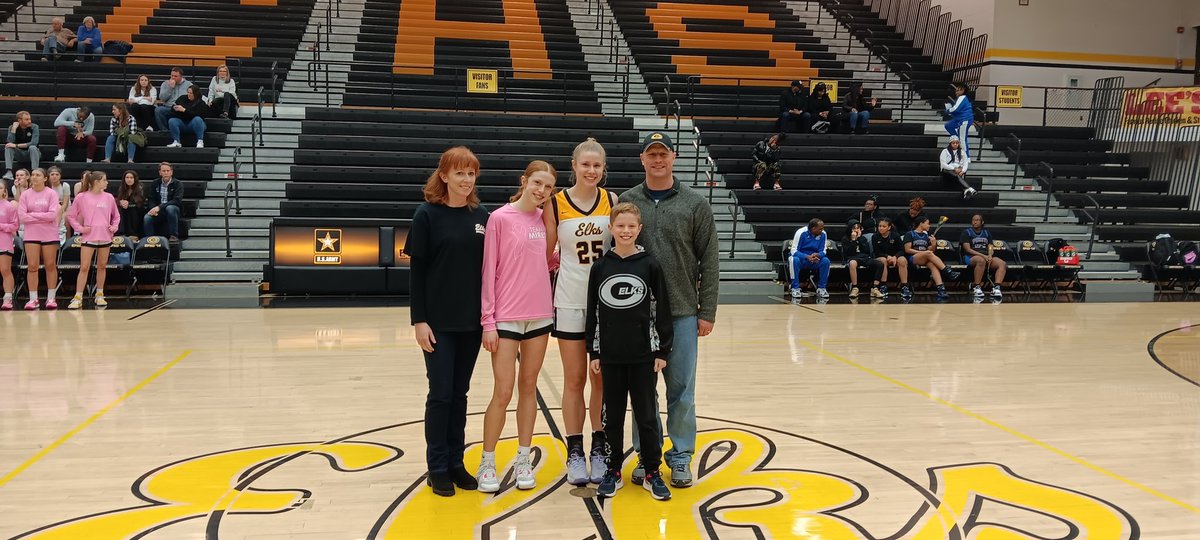 Congrats to senior girls basketball player Emily Grim!
