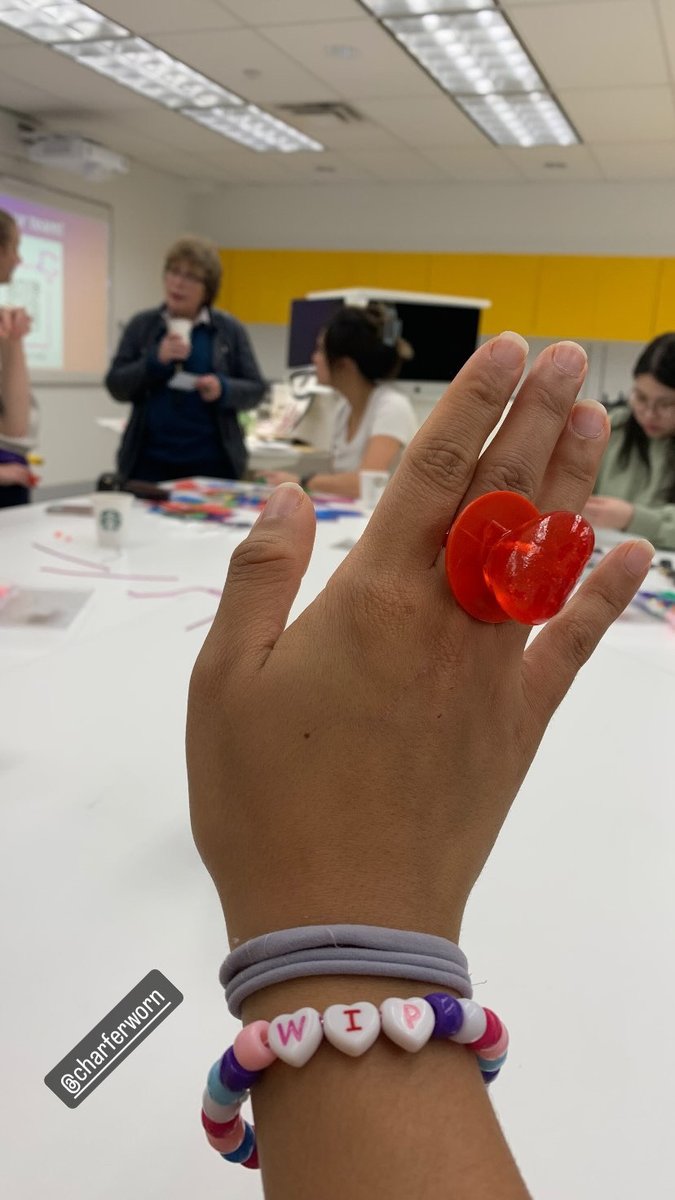 That’s a wrap on the first Coffee Chat of 2024☕️

From coffee, candies, to valentines day cards &amp; making bracelets, we had so much fun getting to know you all!!

We announced that WiP applications to join the 2024-2025 team are now open!!!
forms.gle/TiHT8KvRx1r7PA…