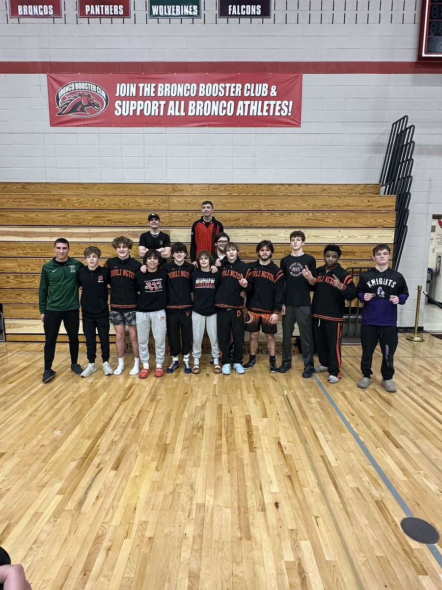 Here you have your 1st place finishers in their respective weight classes at today’s Wrestling Championships!!! Congratulations gentlemen!! Best of luck in the postseason!!! 
🥇🥇🥇🥇🥇🥇🥇🥇
