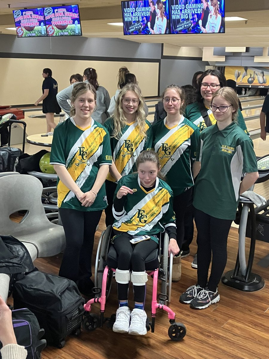 Congratulations to Julia and Gabi!!! Also great regional finish for EG Bowling!