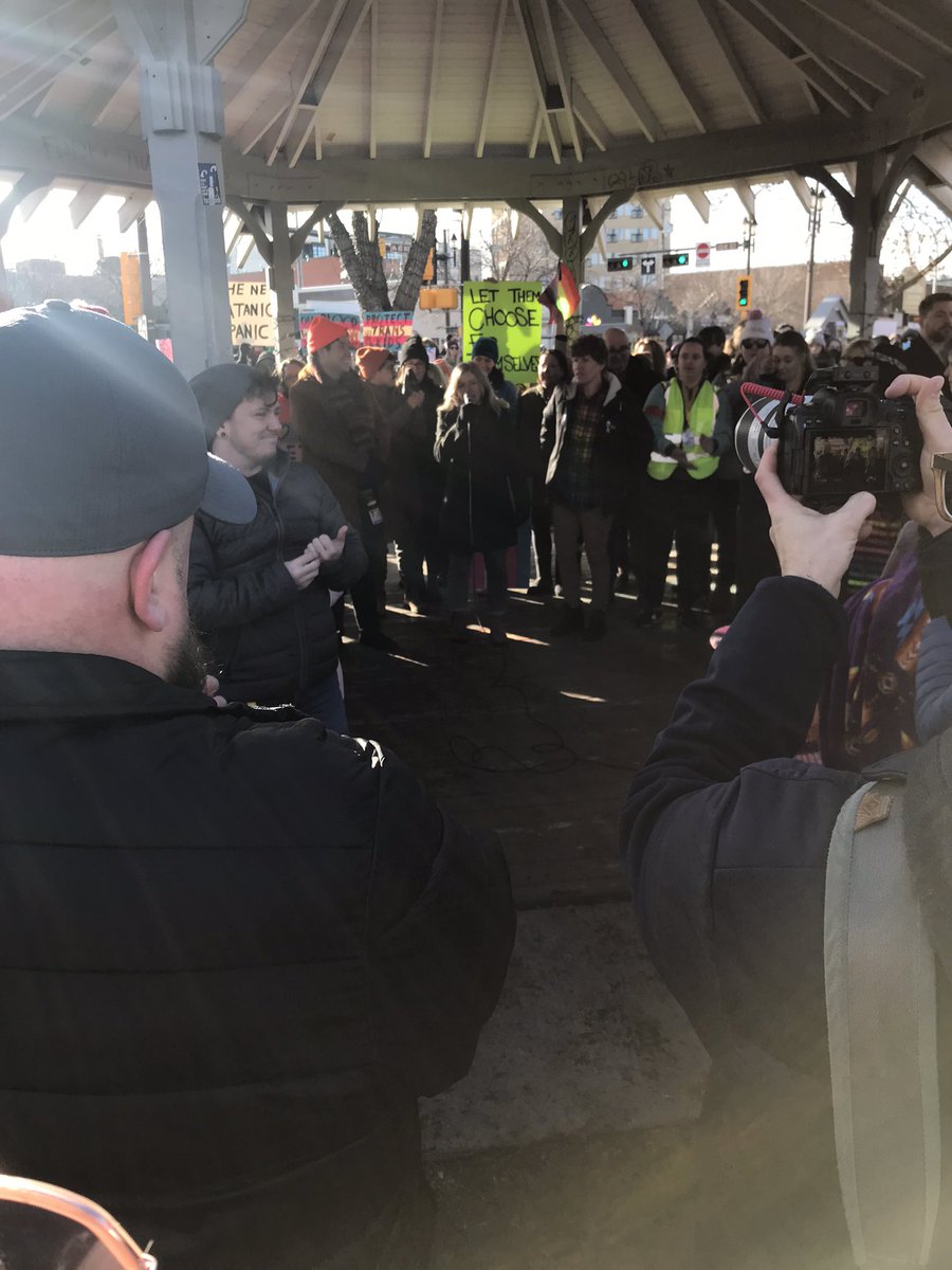 RichardKnack's tweet image. Proud today after 50 years supporting conservatives &amp;amp; 45 years in Alberta to have this photo with someone that cares about ALL people. Smith/Poilievre &amp;amp; far right extreme drove me from supporting former conservative parties. UCP are extreme! Smith is out of control with power.