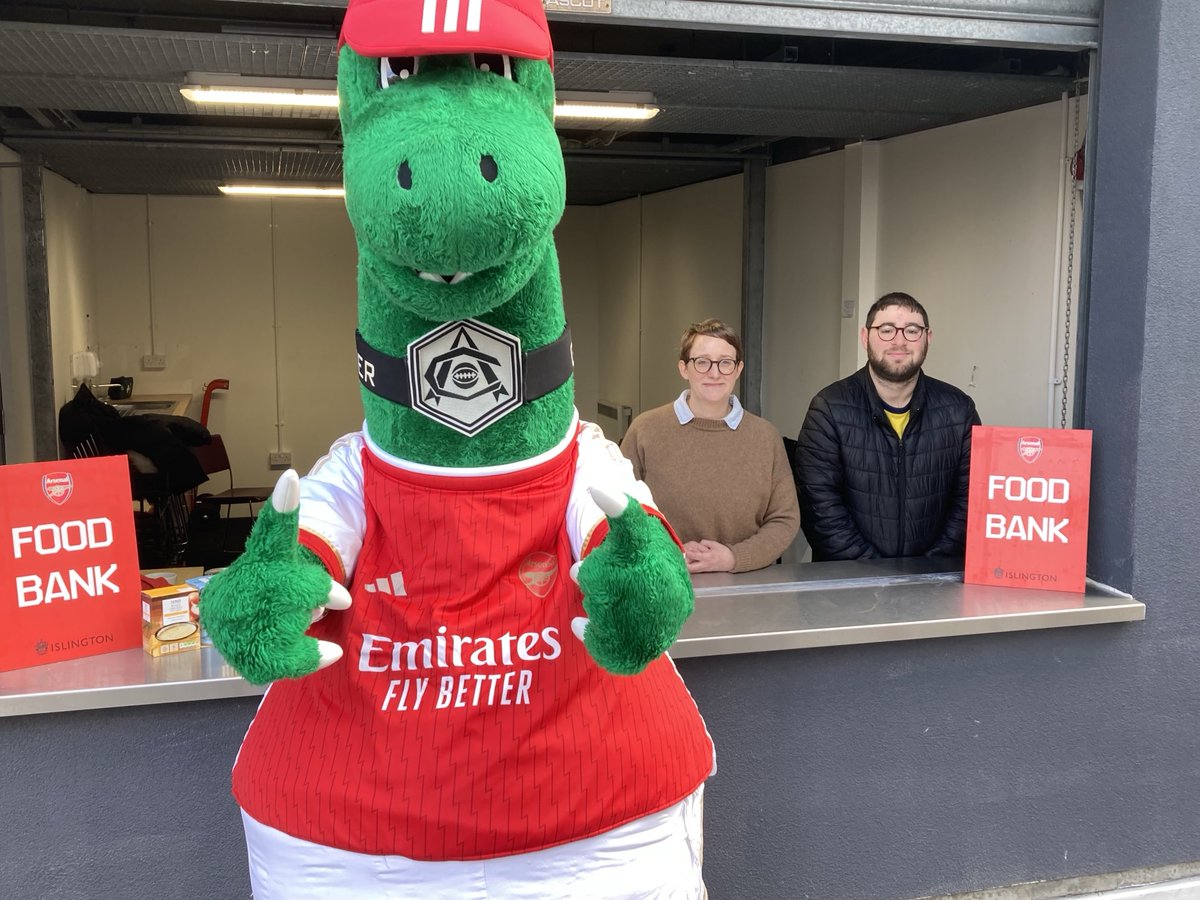 Arsenal / Islington Foodbank will be open from 2pm tomorrow. Please support if you can. We are situated in the NE Corner of the stadium on the podium very near the Tony Adams statue. Tinned food, dried pasta, and toothpaste/ soap items needed.