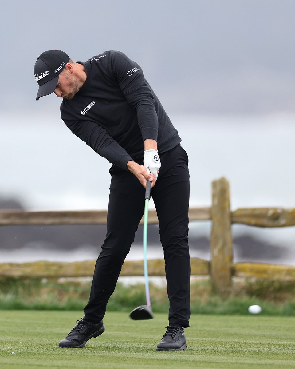 The course record at Pebble. 🔥 @Wyndham_Clark put his #ProV1x in position to card two eagles and nine birdies for a historic round of 60 at the @attproam! The reigning @usopengolf champion hit 16 of 18 greens in regulation with his 620 CB irons and NEW #SM10 @VokeyWedges. 👀