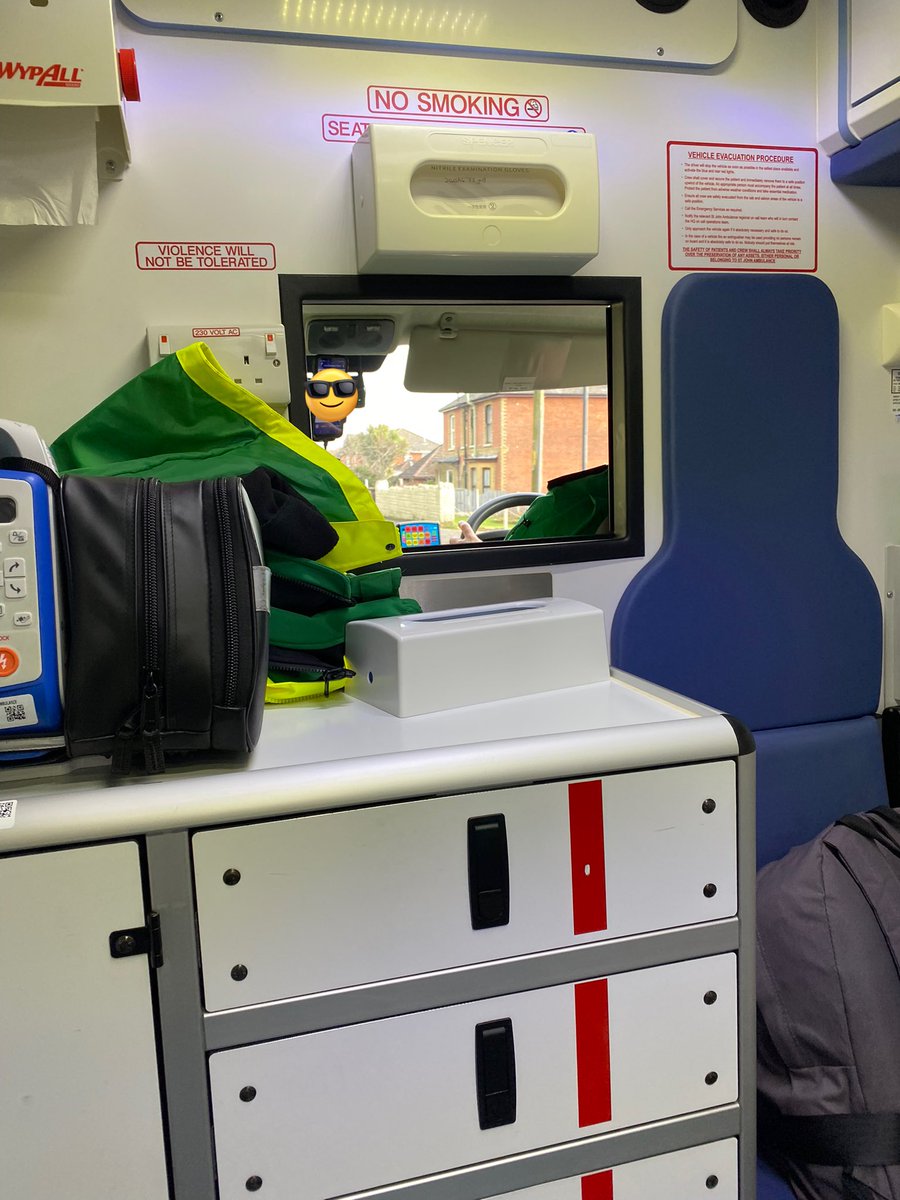 Spent the day today with Matt, one of the <a href="/SJAHampshireIOW/">St John Ambulance ¦ Hampshire & Isle of Wight</a> local ambulance leads mentoring a trainee EAC working on behalf of <a href="/OFFICIALIOWAS/">Isle of Wight Ambulance Service</a>. 
Good day all round involving plenty of leaning opportunities for everyone.