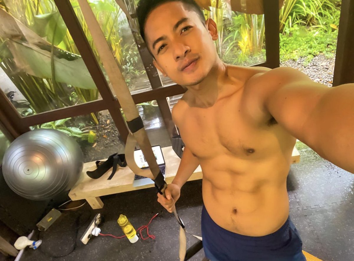 angginneww's tweet photo. Menerima pijat vitalitas area malang 
Pijat vitalitas / pijat Capek /Ml/ #VCS
(Khusus pria) privasi aman ✅️󒀊

https://t.co/ARH93ZF4IP

#pijatmalang #GayMalang #bomalang #pijatvitalitas #pijatpriamalang https://t.co/2Z2IggoBej