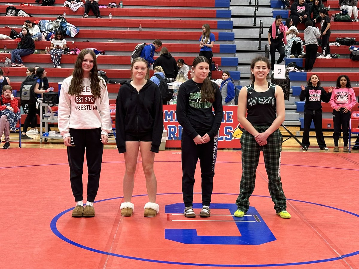 AHSGirlsWrestle's tweet photo. Four girls qualified for A-1 Districts in Aurora  out of the tough 3a Sub-Districts in Crete!
100 Aubrie Beed
120 Natalie Bisbee
135 Emily Bohlman
145 Briana Onnen https://t.co/G2rua7i1Mg