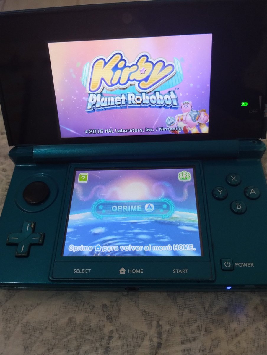 Coronadosgaming's tweet photo. Regresando por estos lados y ando jugando por primera vez este Kirby que muchos dicen que vale la pena, a ver qué tal 💫 https://t.co/QiUJifu7bR