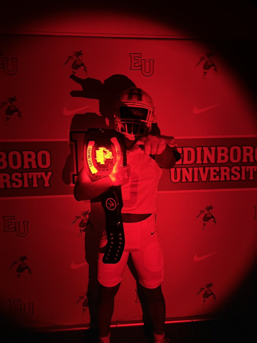 Zandrew Kamara tweet media