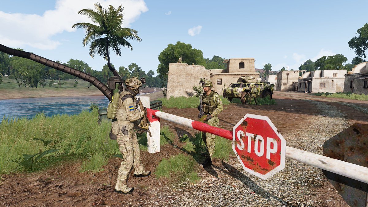 StowMarines's tweet photo. Tonight's contracted tasked us with helping the Lingor government negotiate a deal with the AAF, however, we sided with the AAF against the government because they gave us the better deal.

Here are some photos from the mission.

#arma #arma3 #unit #MilSim 
@armaplatform https://t.co/VCMt441usH