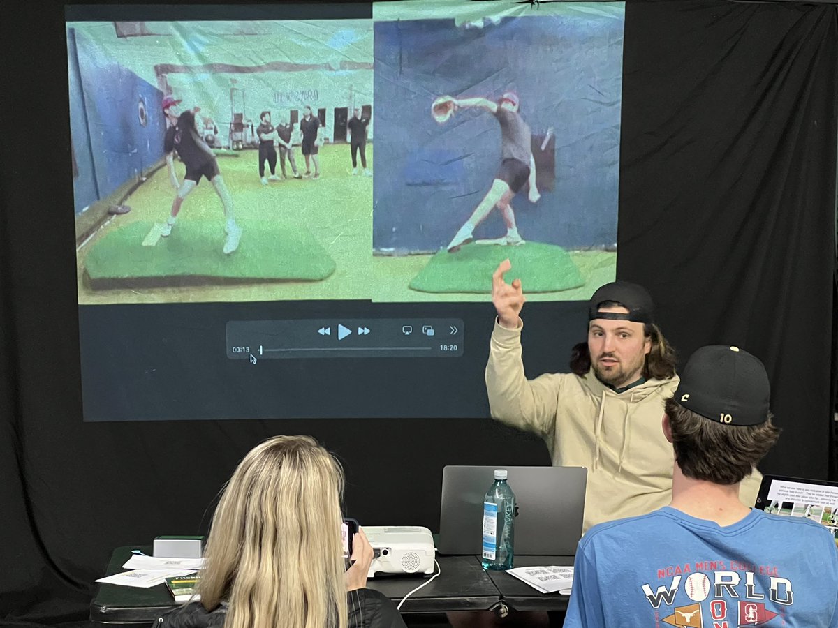 TXBaseballRanch's tweet photo. Day 2 of our #RanchOnTheRoad camp with @BlizzardBasebal is going strong. A lot of teaching and learning taking place. #TBR #BaseballRanch https://t.co/Lx6mbwJUNn