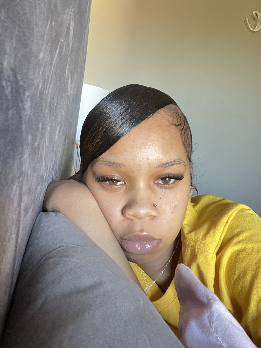 ATaejai's tweet photo. Big head https://t.co/VdCYrCyz5n