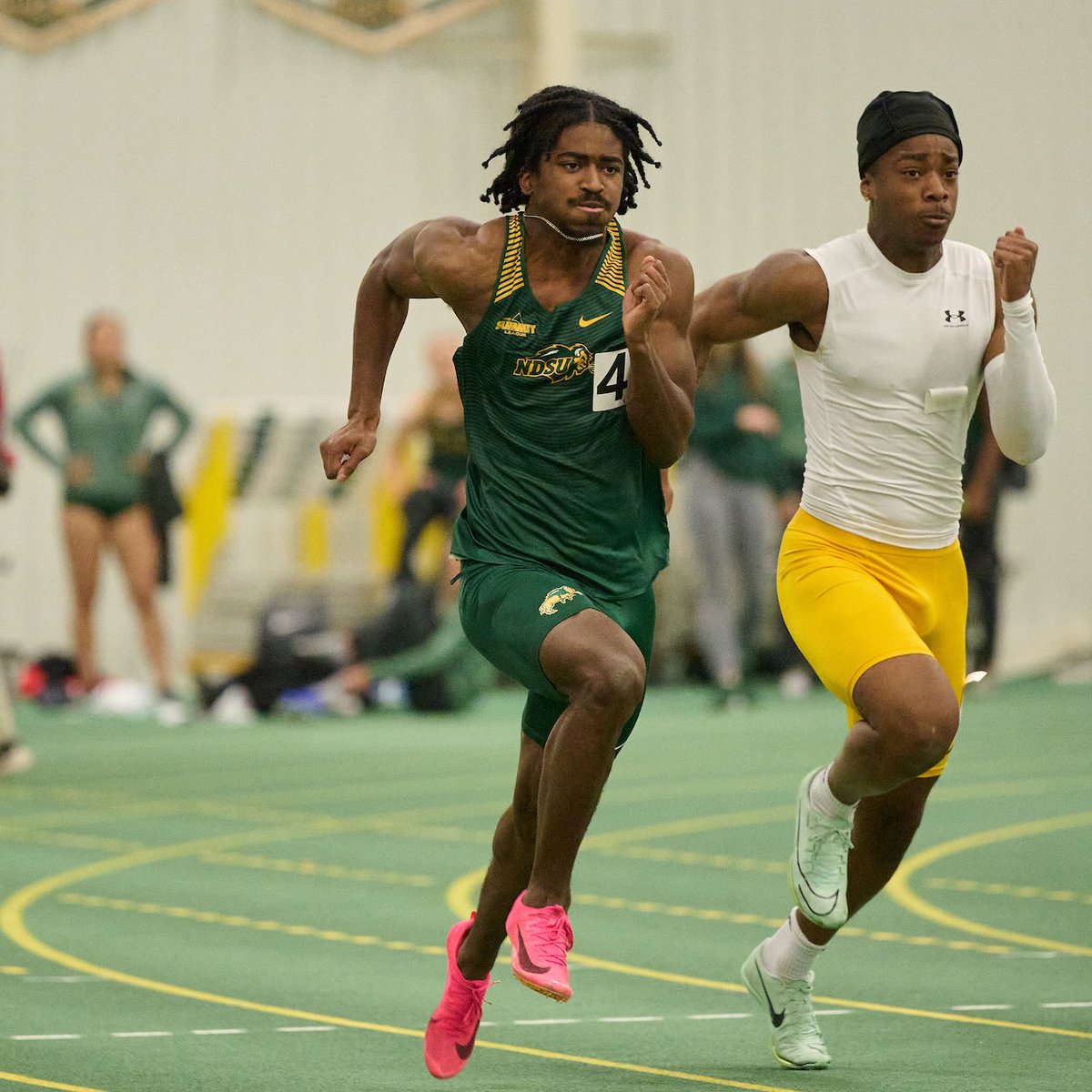 ⚡️ SCHOOL RECORD ⚡️

Freshman Jayden Williams burns a 6.74 to win the 60m dash, tying Hall of Famer Marques Johnson's school record!!!

Also a new NDSU facility record for Williams.