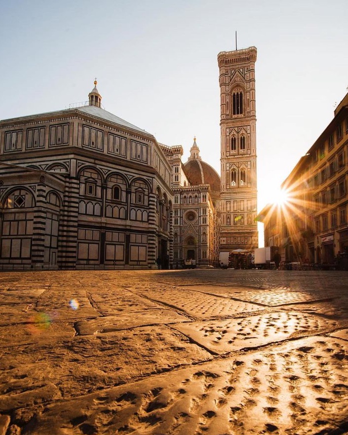 JamesLucasIT's tweet photo. Florence at dawn https://t.co/rMhzqw1hbq