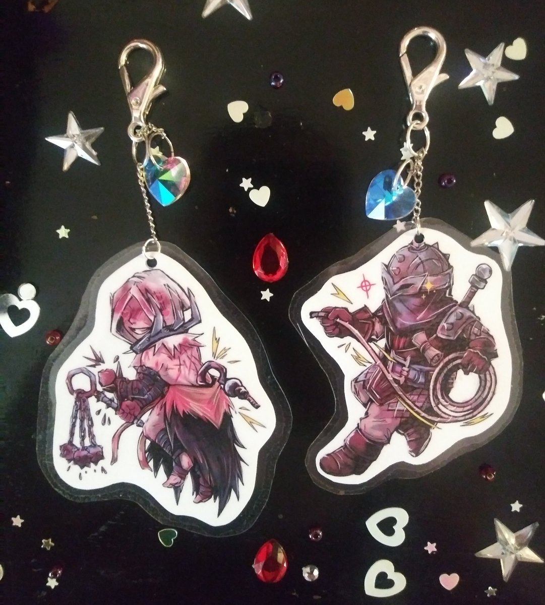 jozziedrewit's tweet photo. Whose ready for some #ddzine23 merch? 
My handmade #bountyhunter x #flagellant
keychains! 🪓❤️‍🩹🩸
They're light-weight, double-sided and laminated!
(+ cute of course!) #darkestdungeon https://t.co/MwvFuyJ3Nx
