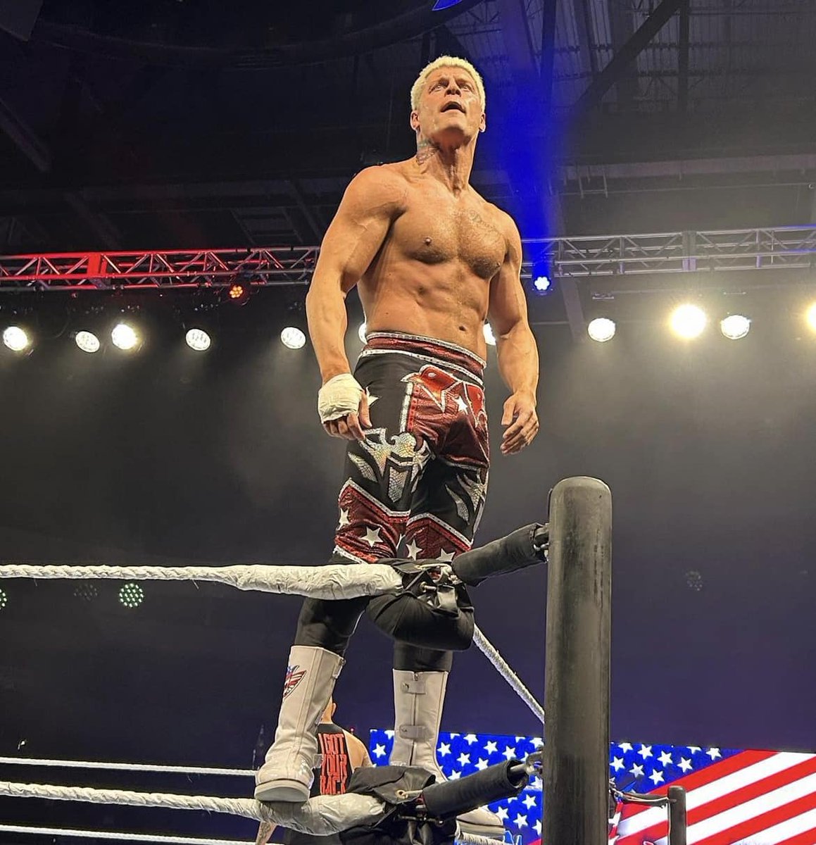 reni_89's tweet photo. #WeWantCody at #WrestleMania against Roman Reigns.
We need at least a million # !!!
KEEP GOING EVERYONE !!!
We could do it until #WWERaw airs !!!
#JUSTICEFORCODY
#JUSTICEFORTHEFANS
#WELOVECODYRHODES #WESUPPORTCODYRHODES
#TEAMCODY
#TEAMNIGHTMARE
βπΊπΈβπΊπΈβπΊπΈβπΊπΈβοΈ https://t.co/wEVbAx9ICD