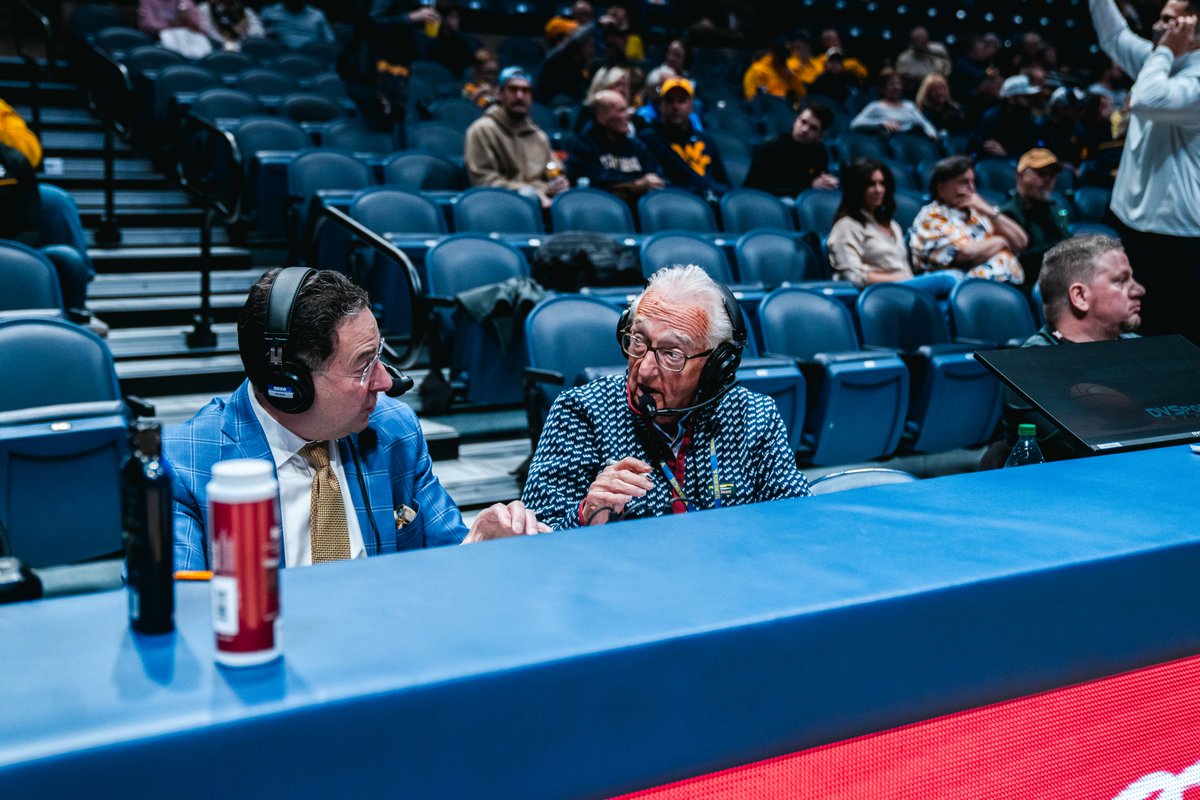 WVUhoops's tweet photo. We love ya, Jay! 🎙️ Thanks for the memories.

#HailWV https://t.co/0j3VAYVymI