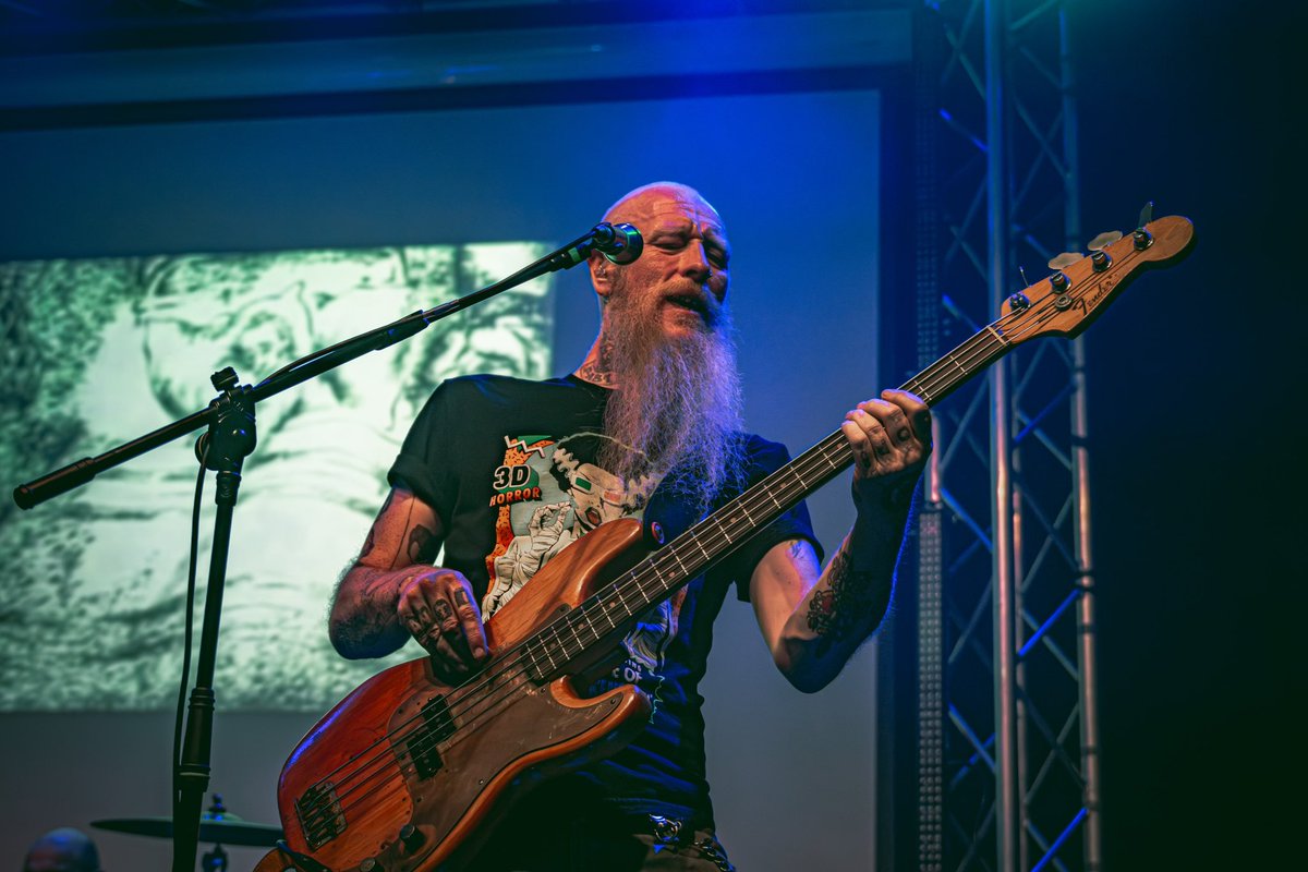 spacebanduk's tweet photo. Docks Academy, 25.11.23
What a gig that was🙌🏻. Can’t wait to get back out there!
📸 Boss snaps by @AmbGyPhotos
#space #livemusic #spacetheband https://t.co/nJMwcV63X5