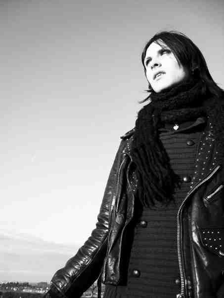 ❝ DUALITY ❞

you got a fast car
and I want a ticket to anywhere
maybe we make a deal
maybe together we can get somewhere

<a href="/UGWC/">UGWC</a> vs <a href="/TactilizingOne/">Larry Tact</a> 

giwtwisted.proboards.com/thread/12548/d…