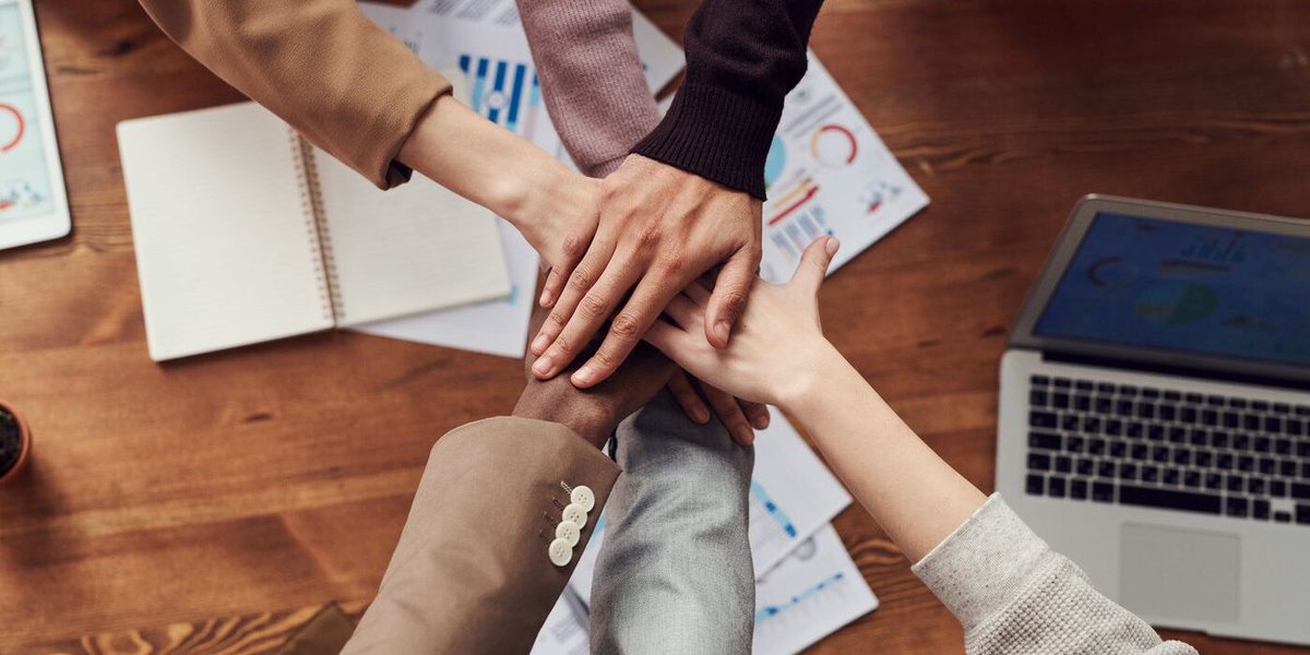rahmani_co's tweet photo. Embracing Diversity and Inclusion in Leadership Training Programs https://t.co/odvpQ4oQ5E #businesscoach #businesscoaching #executivecoach #ExecutiveCoaching #leadershiptraining #leadershipcoach #teambuilding #vancouver #yvr https://t.co/XU8MHrkLJp