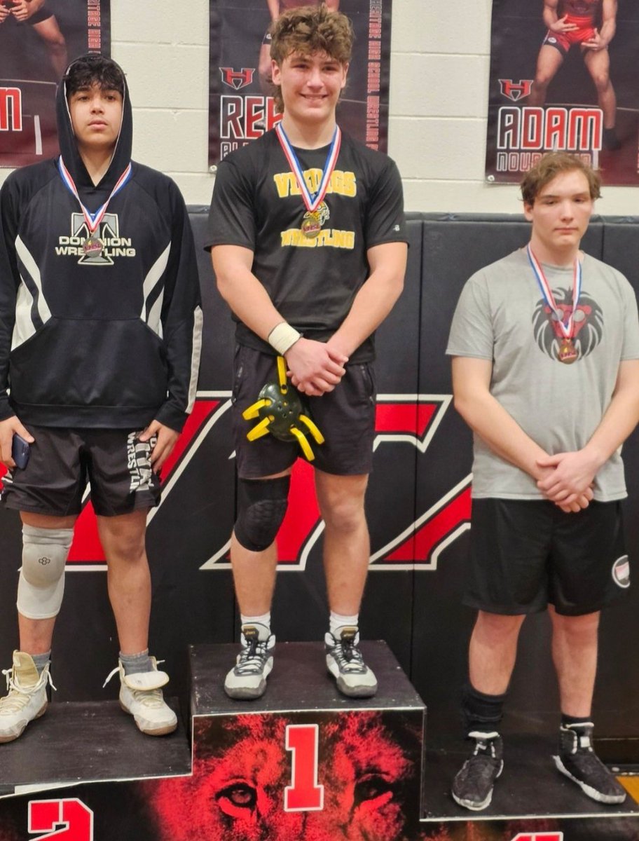 215 lb Dulles District champ! Heading to regionals next weekend. Job ain't finished. #SuplexCity @FBvikingstrong @CoachDaveBishop