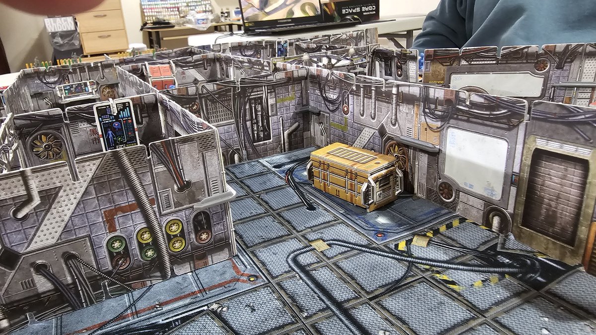 HistConflicts's tweet image. #CoreSpace today. I made it out with the data just as things were getting hairy
#BattleSystems #BGGPlay @BattleSystemTWS #boardgames #boardgame