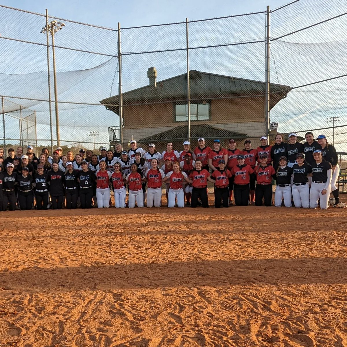 Armor Elite - C/S/L - Carver 18U tweet media