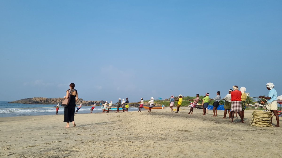 MakingLitTravel's tweet photo. A week of workshopping with the India-UK #EcoPoetry crew in South #Kerala, observing the interaction of nature, traditional industries and politics. With #MontenegroFisher, @jennivora and Iestyn Tyne #MakingLitTravel #Engagement through #poetry and #performance https://t.co/x3FY9FKZbj