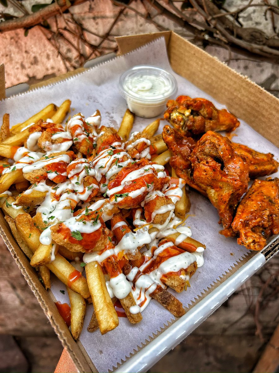 🗣️HELLLOOOOOOOO It’s going down SUPER BOWL Sunday @mr_fries_man #INGLEWOOD will be having its GRAND OPENING 🎉 so make sure you pull up 🍟

🍟: #Inglewood
📍:401 East Hillcrest Blvd Inglewood, Ca 90301 
📅: Open 7 Days A Week
⏰: 10am - 3am

#mrfriesman #grandopening #inglewood