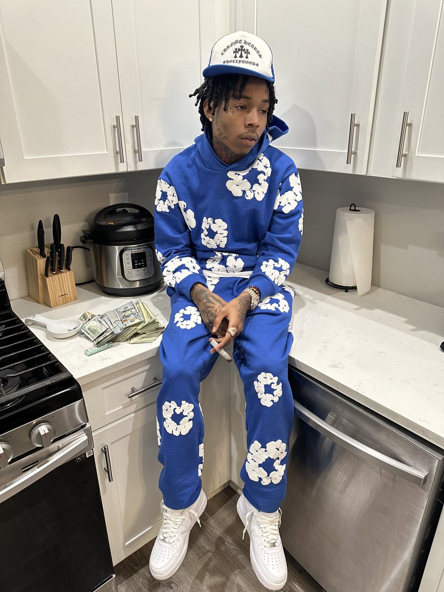 Yn_problem's tweet image. 😴i jus started