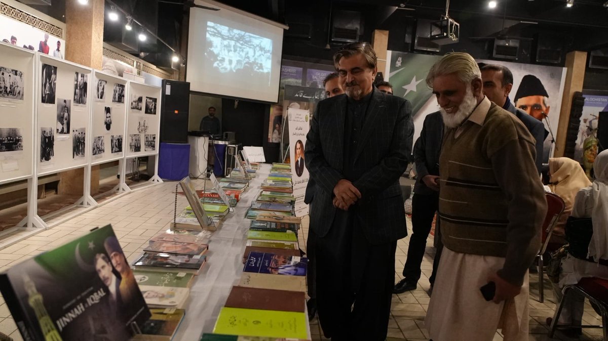 artaidhunerkada's tweet photo. 18 Dec 23:
Caretaker Federal Minister for National Heritage and Culture Jamal Shah inaugurated ten-day long exhibition of photographs and books on Quaid-i-Azam Muhammad Ali Jinnah here at Heritage Museum, Lok Virsa. #JamalShah #Hunerkada #ArtAid #IAGF9 https://t.co/zJhJK3aLsH