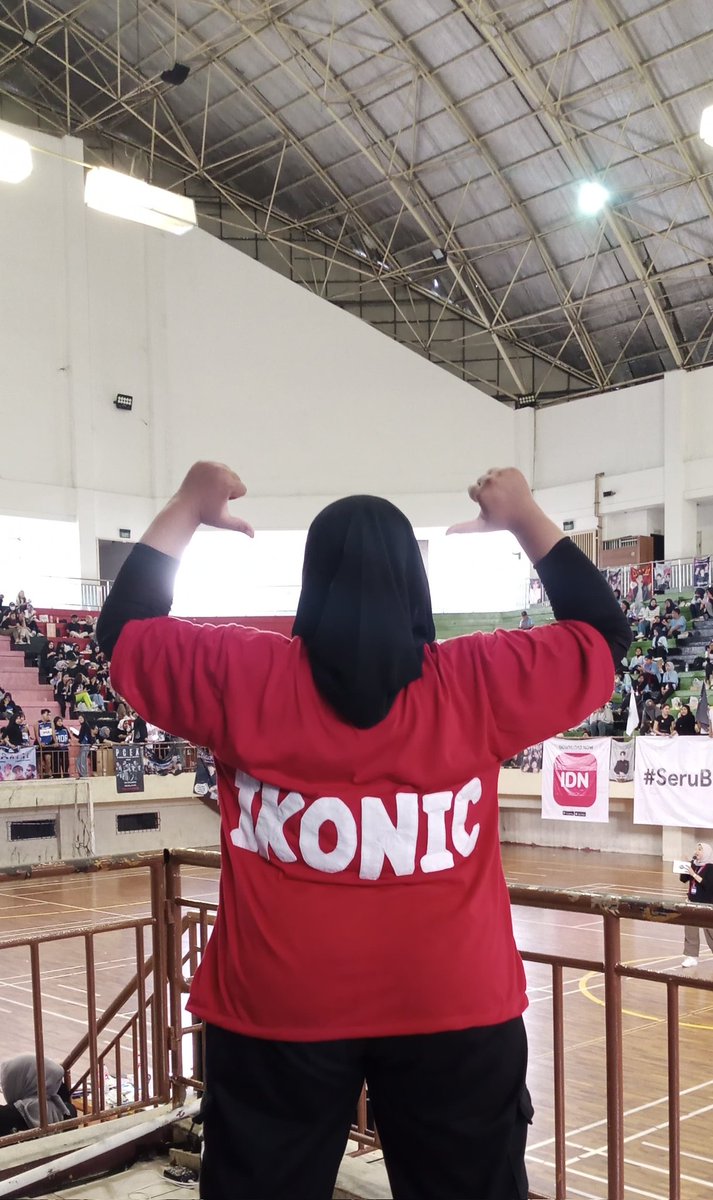 hnhanifff's tweet photo. Ini nih my Fandom yg paling keren huhuuuuuuu yg isinya cuman seratus itu mana introvert juga wkwk sayang kaliannnn

#iKON #ikonic #POF2024_Jkt #pofFlop #FSAC #Pof https://t.co/ssZU3S81EU
